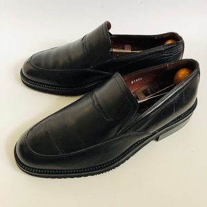 E.T. Wright Classic Collection  Penny Loafer Sz 9